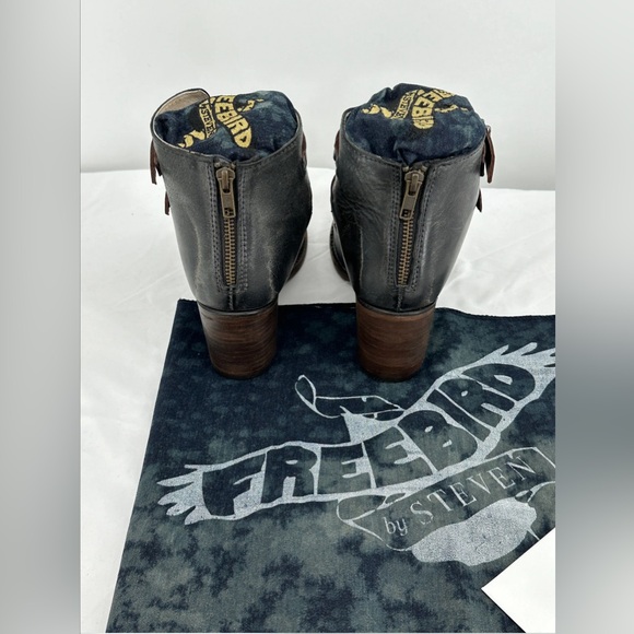 Freebird Quinn Bootie in Black Multi NEW - Picture 3 of 5